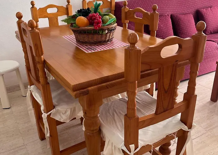 Perfect Pool Llm Apartment